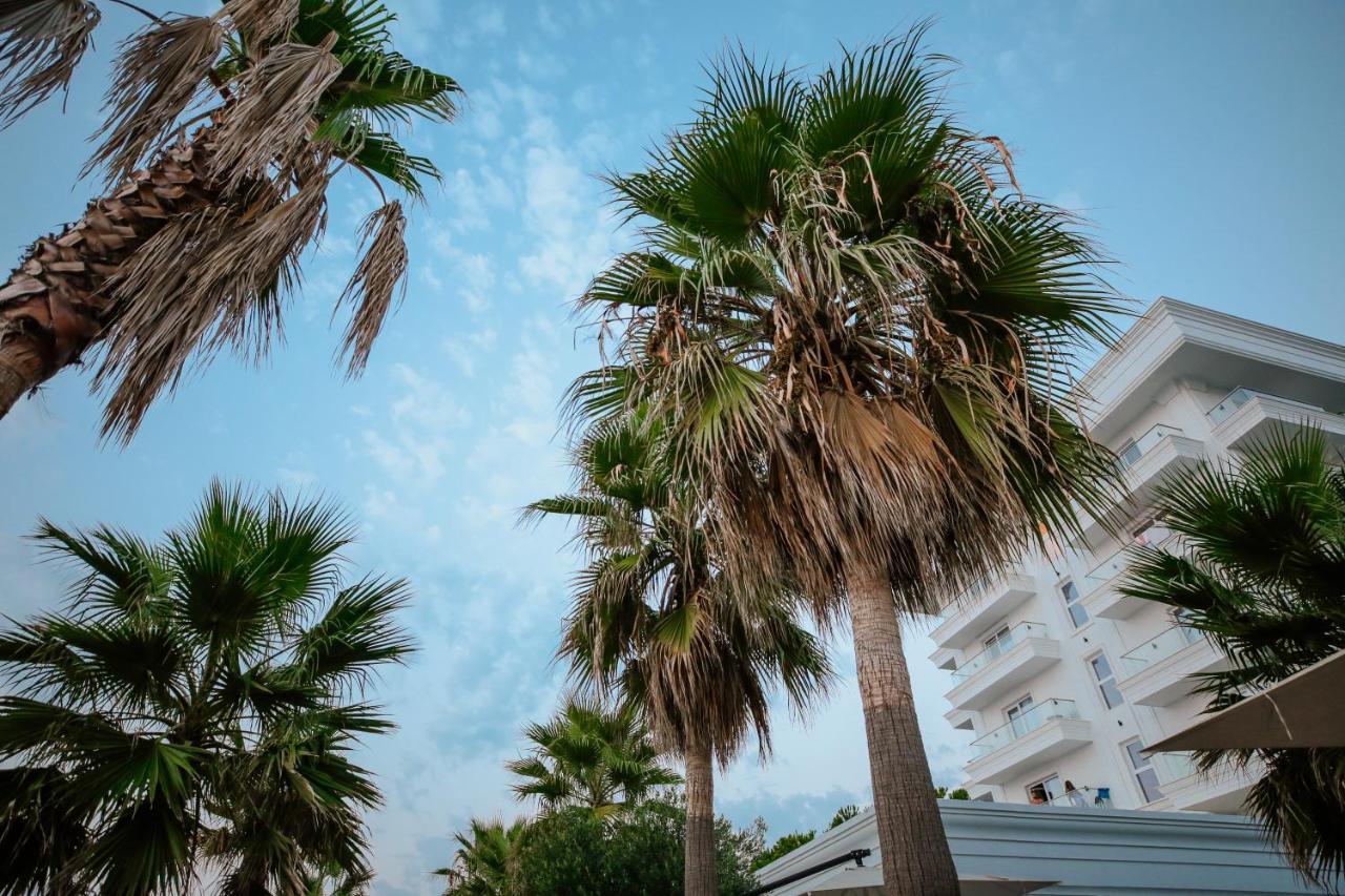 Klajdi Resort Golem  Esterno foto Palm trees in Rhodes